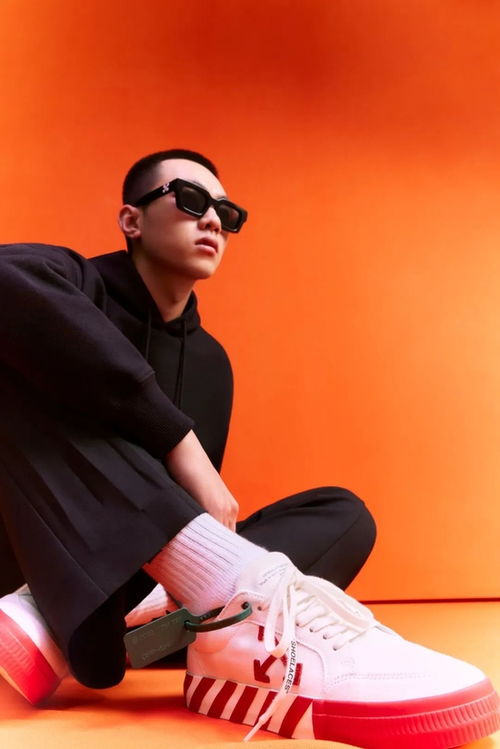 那些在室內(nèi)戴墨鏡的時(shí)髦大咖 真的不是為了裝酷