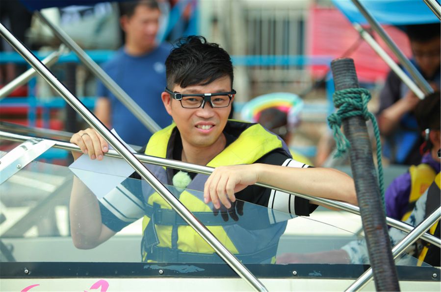 "男人幫"回歸《極限挑戰》"暖男"王迅 "小人物"也有大精彩