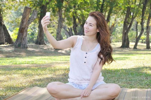 為什么女人在做完運(yùn)動(dòng)之后,都喜歡讓男人幫她拍照